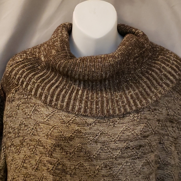 🎉3/$40🎉Cowl Brown sweater - Picture 3 of 3